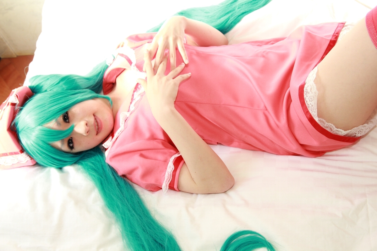 [Cosplay] Vocaloid Sexy Nurse Hatsune Miku